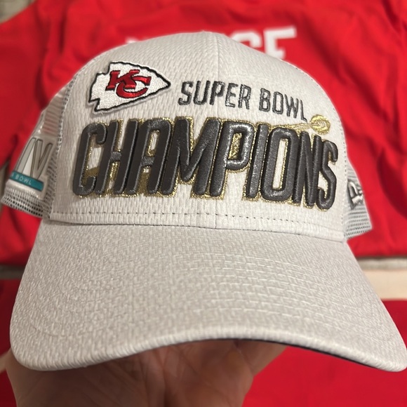 Bundle Travis Kelce, NFL Kansas KC Chiefs, Super Bowl ,Taylor Swift, Mahomes - Picture 2 of 7